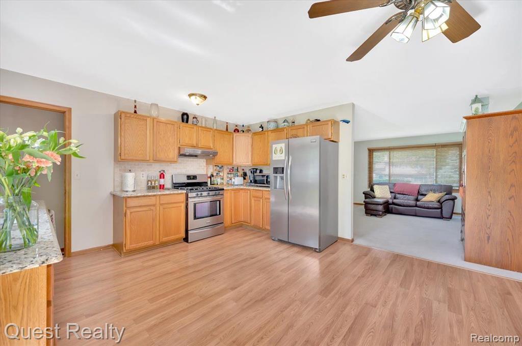 3703 Samuel Avenue Rochester Hills, MI 48309 - Photo 7 of 26