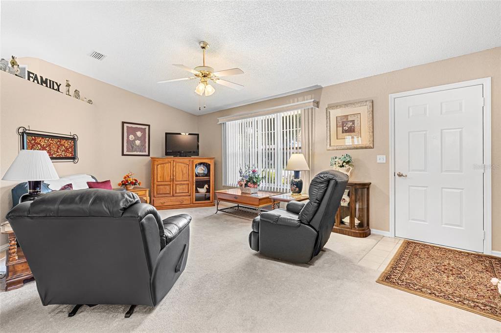 10815 Southwest 81st Court Road Ocala, FL 34481 - Photo 10 of 29 Gallery Image 10