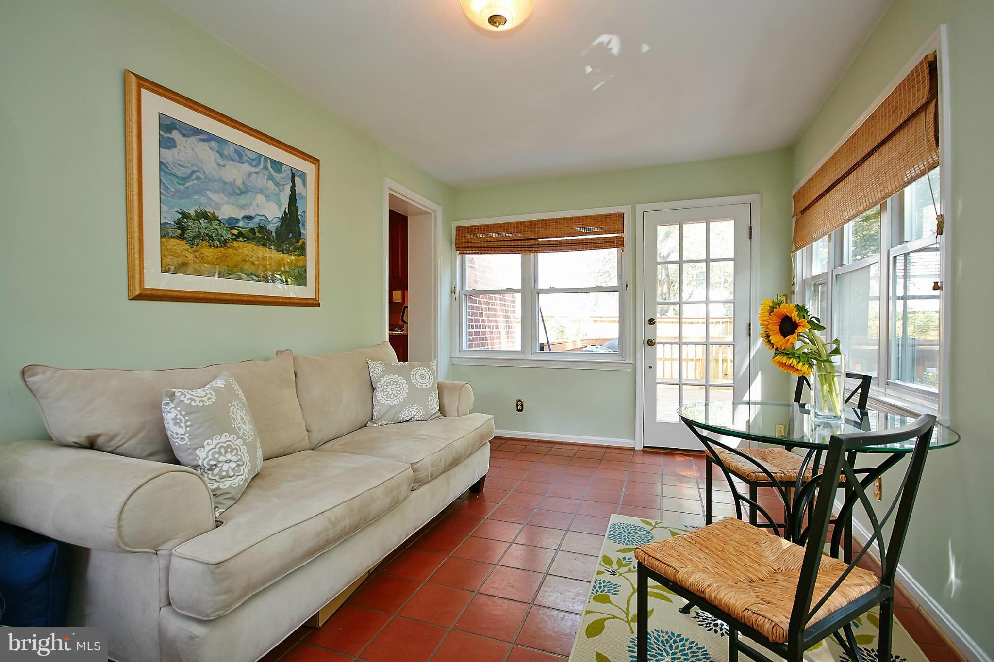 4924 33rd Road North Arlington, VA 22207 - Photo 12 of 28 SUN ROOM