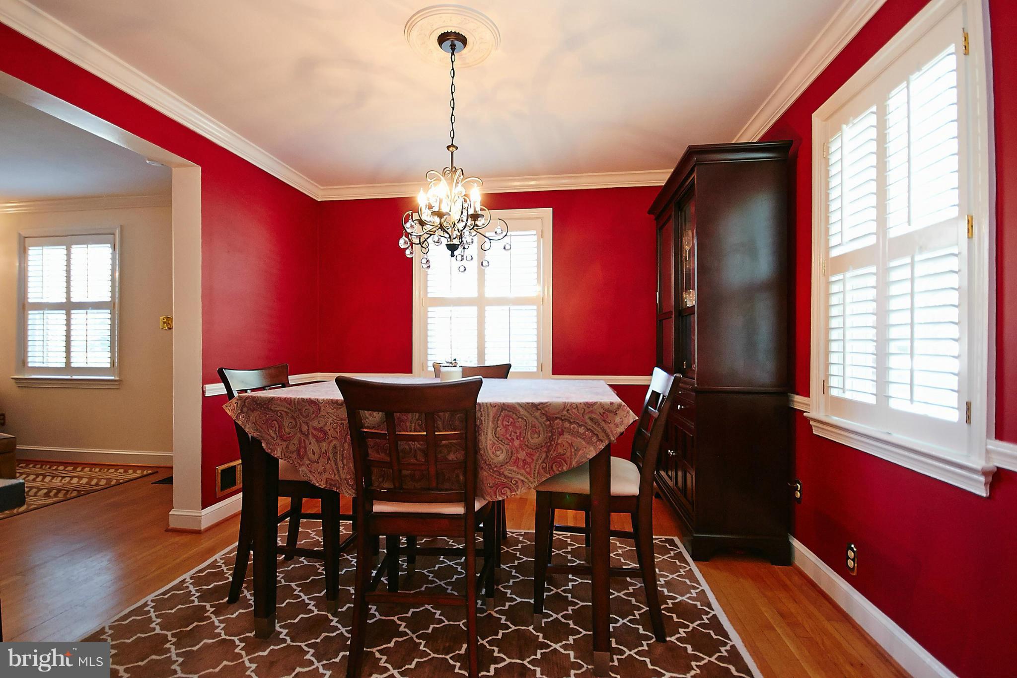 4924 33rd Road North Arlington, VA 22207 - Photo 5 of 28 DINING ROOM