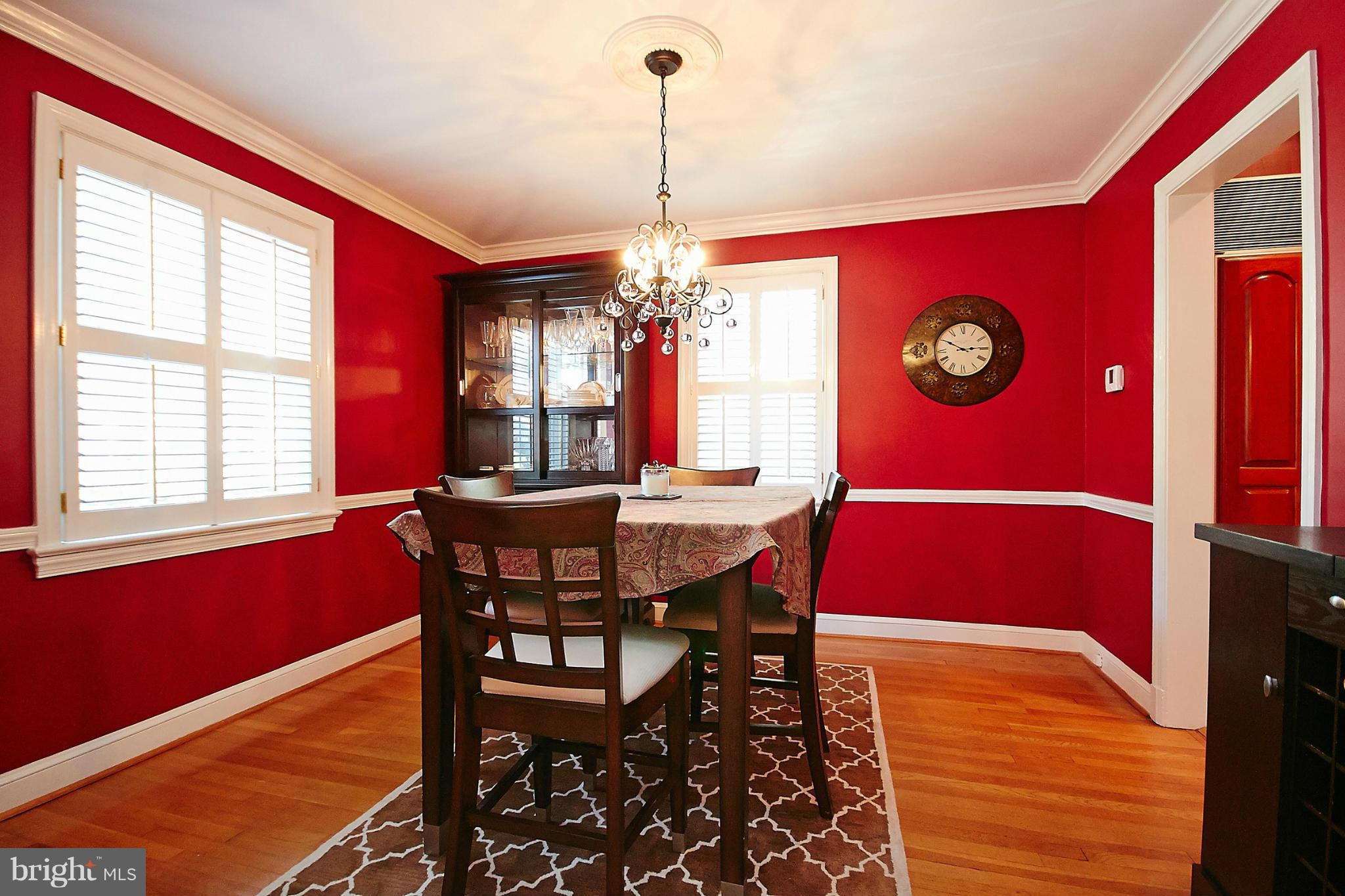 4924 33rd Road North Arlington, VA 22207 - Photo 6 of 28 DINING ROOM