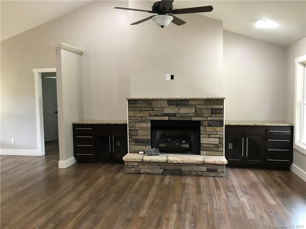 168 Webb Creek Road, Unit 2 Fairview, NC 28730 - Photo 3 of 16 Gallery Image 3