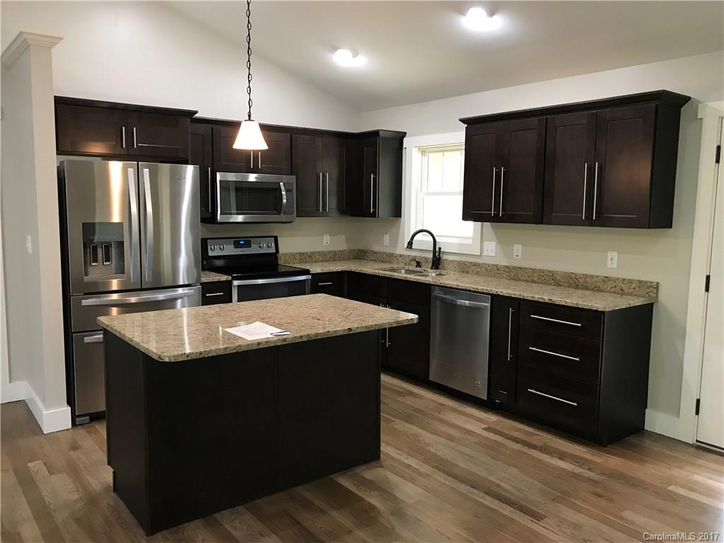 168 Webb Creek Road, Unit 2 Fairview, NC 28730 - Photo 4 of 16 Gallery Image 4