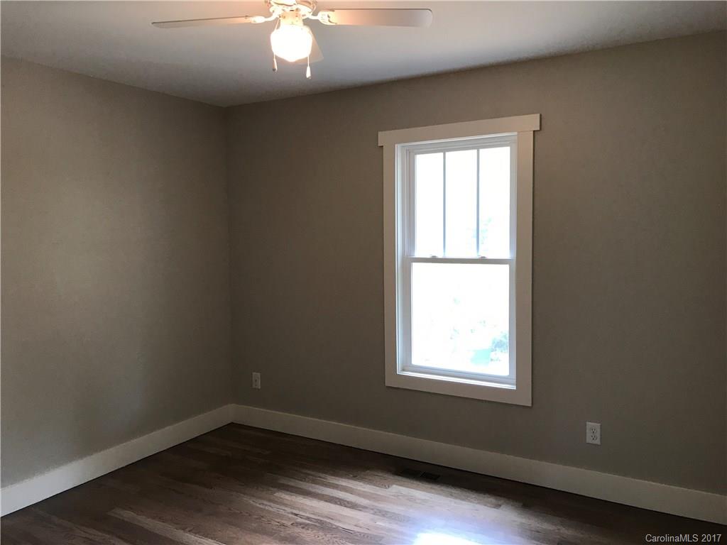 168 Webb Creek Road, Unit 2 Fairview, NC 28730 - Photo 5 of 16 Gallery Image 5
