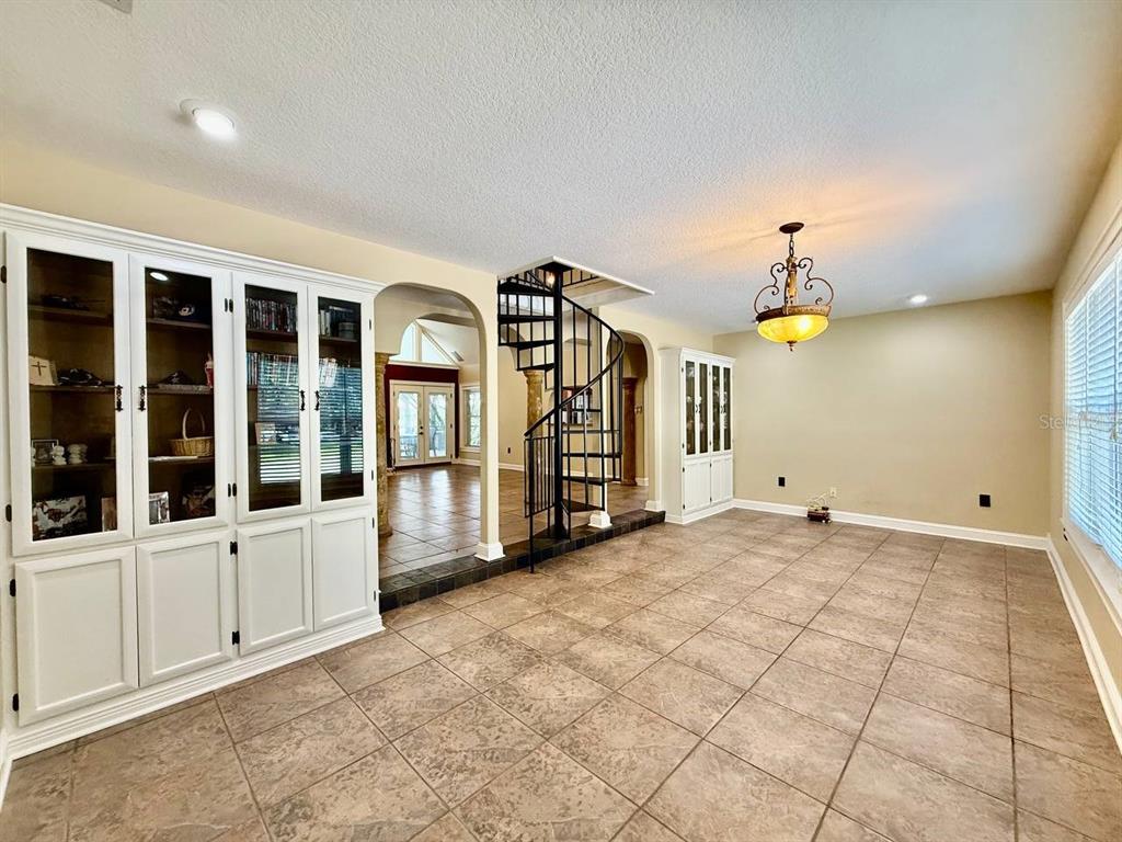 1103 Ballinger Road Lutz, FL 33548 - Photo 13 of 99 Gallery Image 13