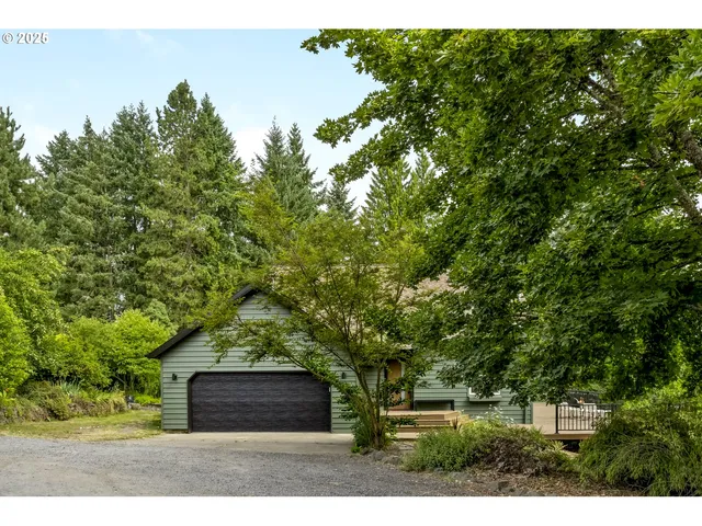 $1,320,000 | 10623 Northeast Fox Farm Road, Dundee, OR 97115
