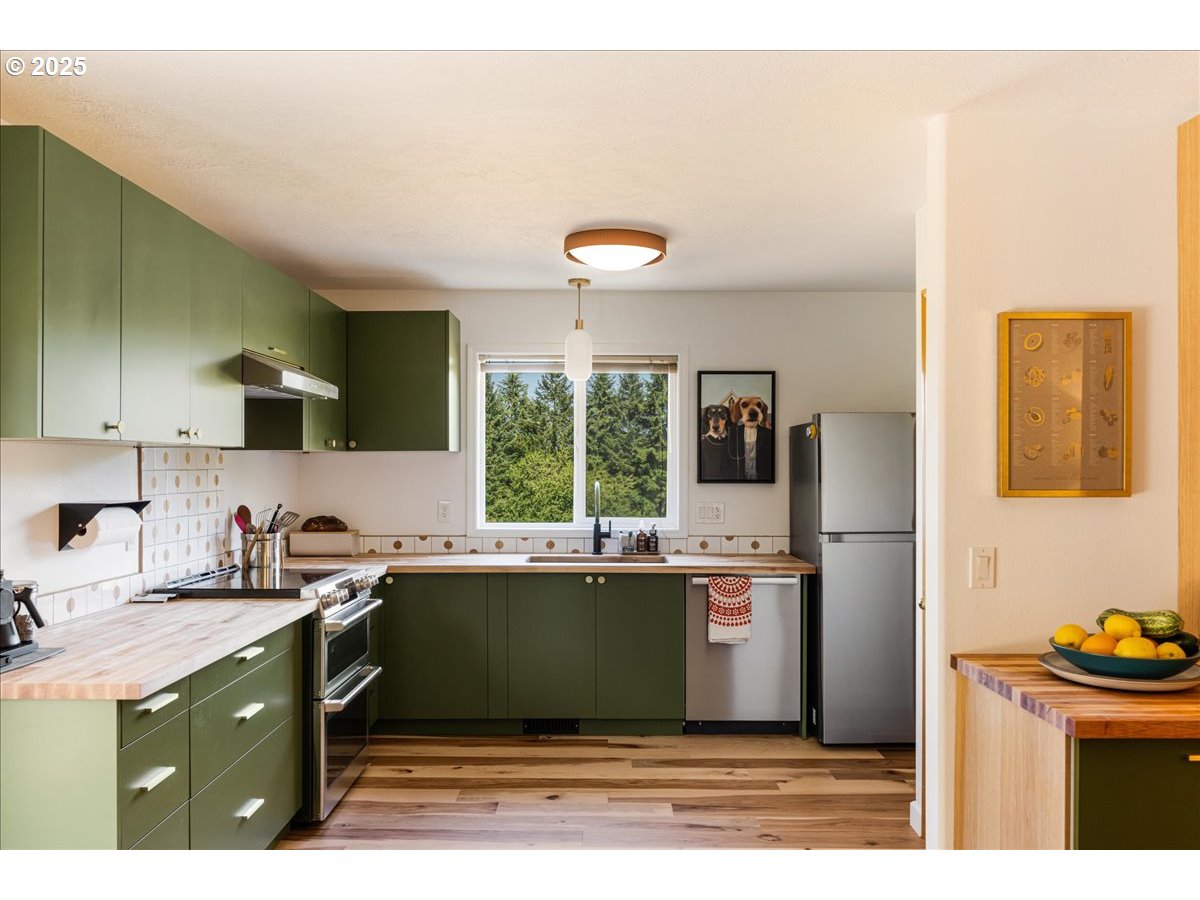 10623 Northeast Fox Farm Road Dundee, OR 97115 - Photo 27 of 47