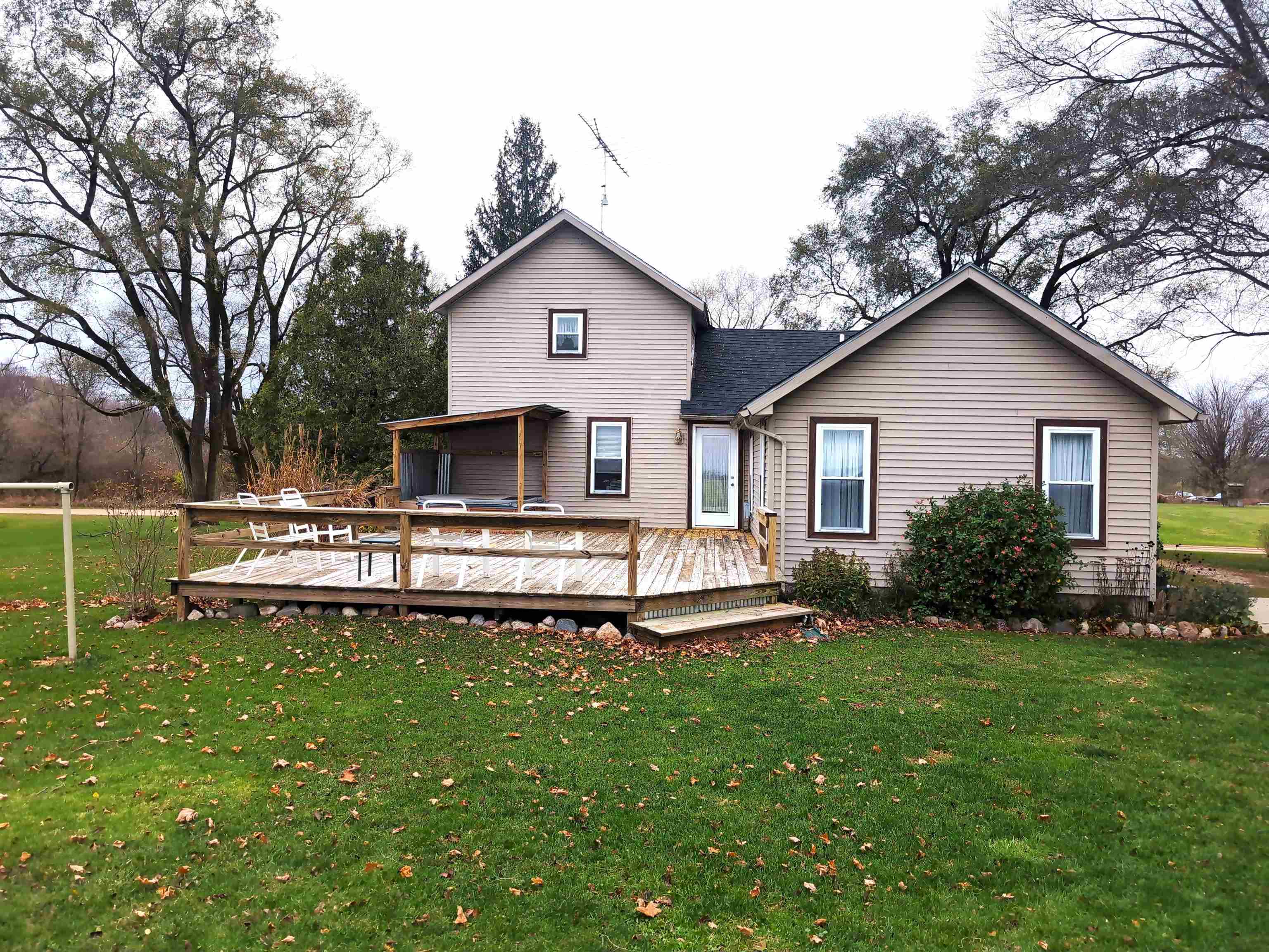 5660 North Allen Road Lake, MI 48632 - Photo 4 of 30