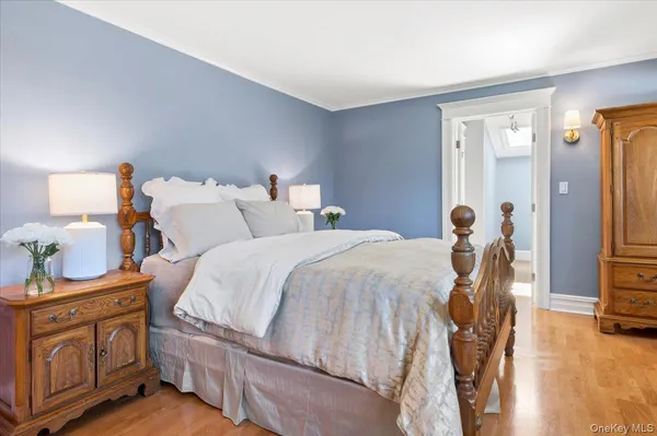 $1,975,000 | 964 Highland Avenue, Pelham, NY 10803