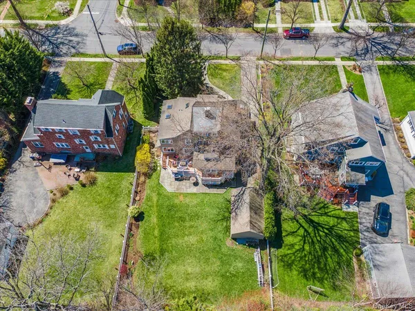 $1,975,000 | 964 Highland Avenue, Pelham, NY 10803