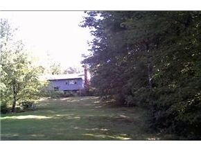 36 Noyes Road Londonderry, NH 03053 - Photo 2 of 6 Gallery Image 2