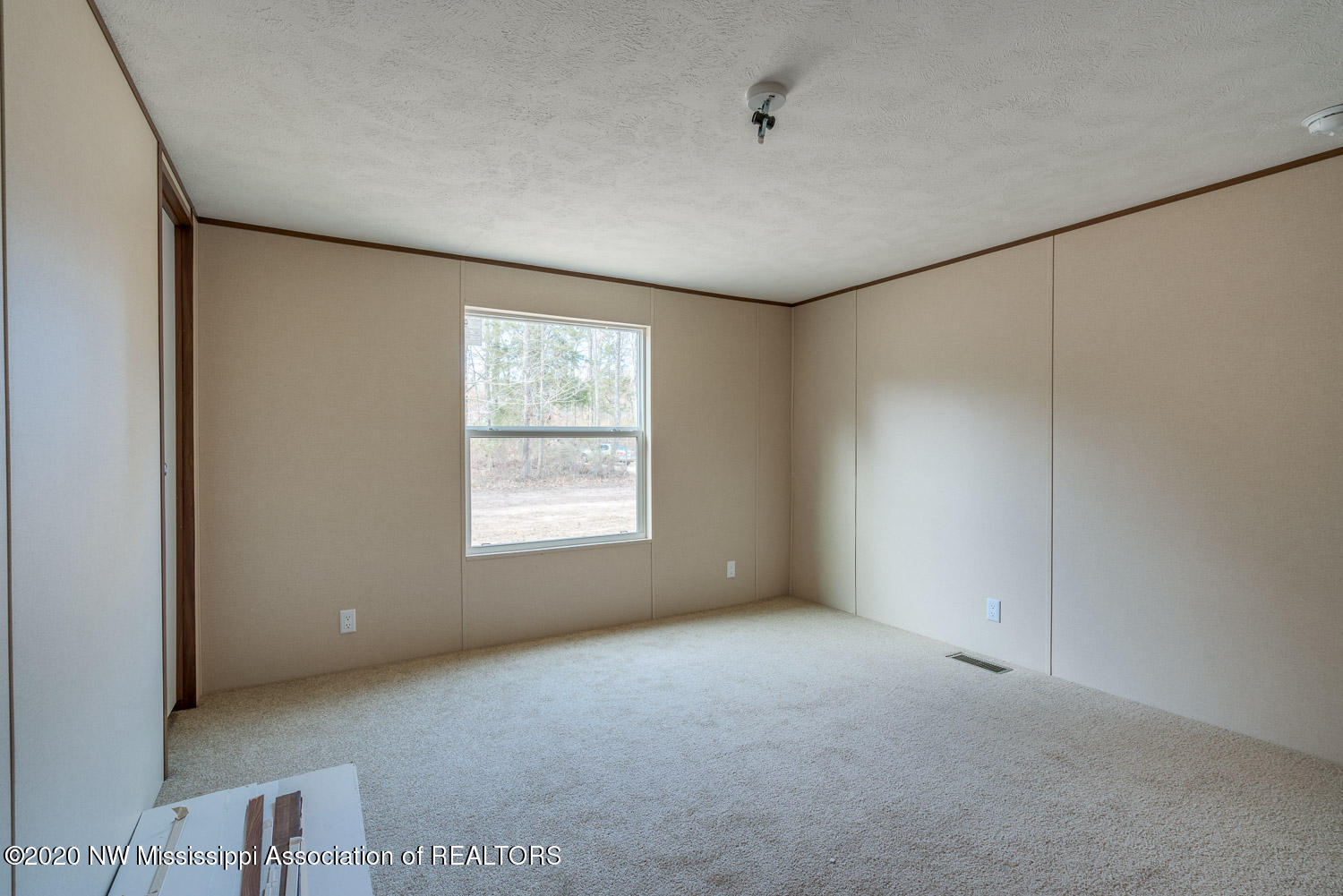 1903 Victoria Road Byhalia, MS 38611 - Photo 21 of 26 1903-victoria-rd-203678-snapsold-screen-