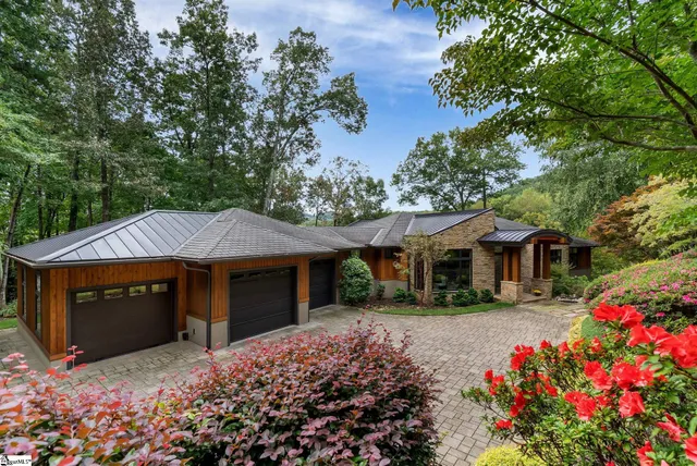 $2,825,000 | 10 Water View Court, Travelers Rest, SC 29690