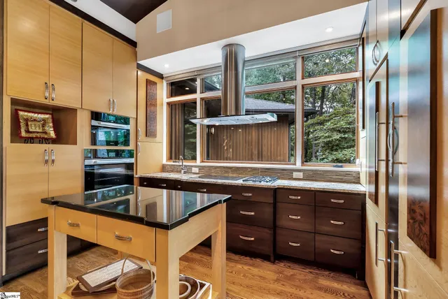 $2,825,000 | 10 Water View Court, Travelers Rest, SC 29690