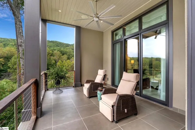 $2,825,000 | 10 Water View Court, Travelers Rest, SC 29690