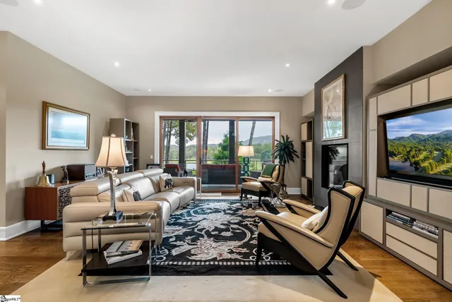 $2,825,000 | 10 Water View Court, Travelers Rest, SC 29690