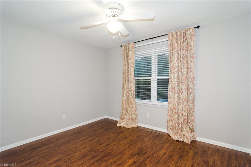 938 Meadowbrook Road Asheboro, NC 27203 - Photo 14 of 22 Gallery Image 14