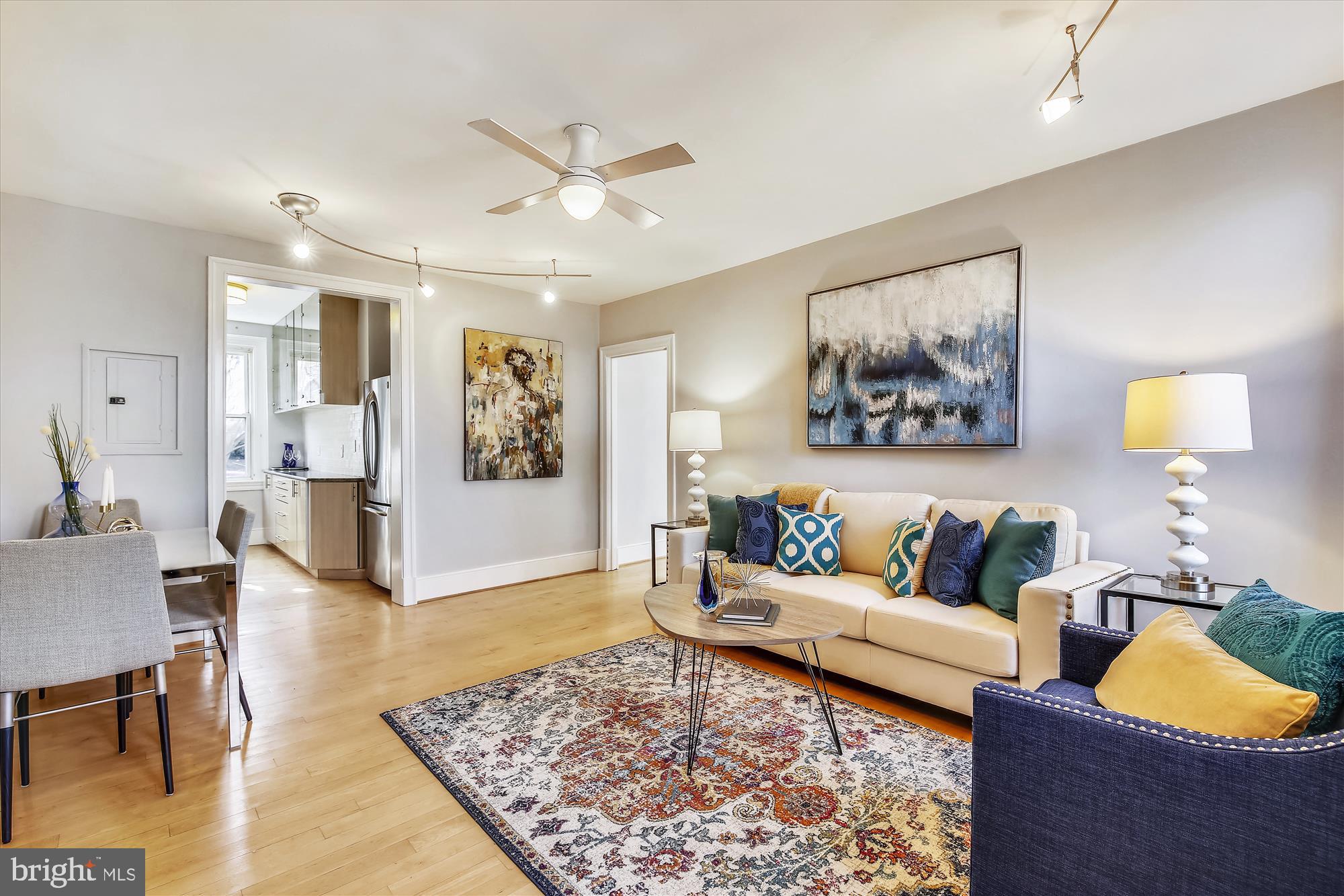 2801 Adams Mill Road Northwest, Unit 101 Washington, DC 20009 - Photo 6 of 28 Living Room