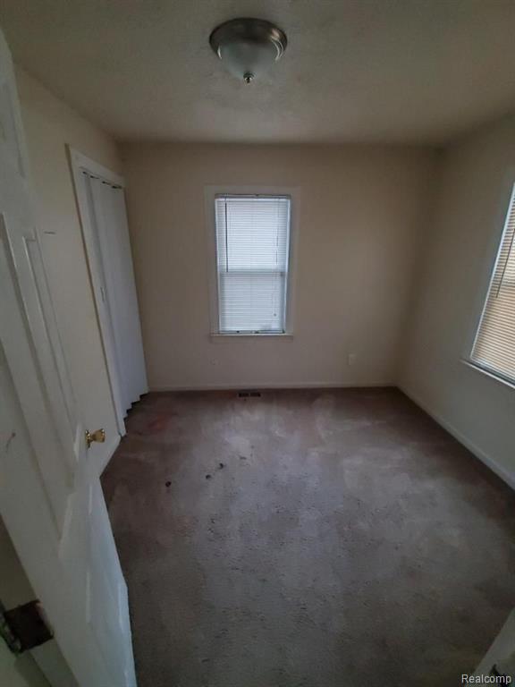 6759 Rivard Avenue Warren, MI 48091 - Photo 13 of 19