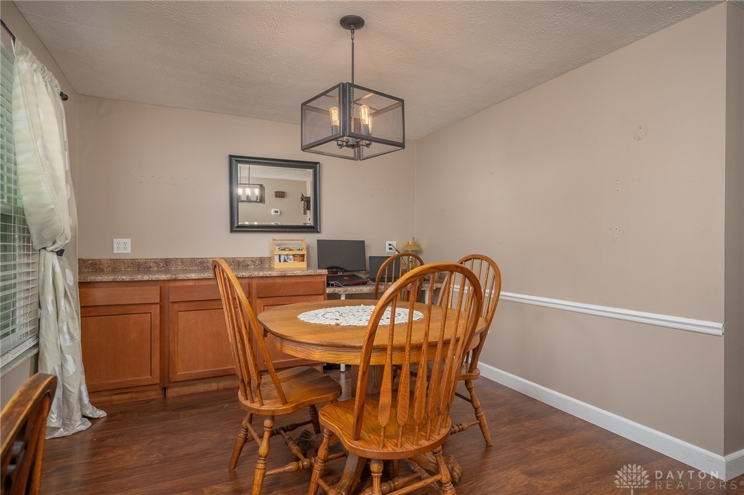 5843 Overbrooke Road Dayton, OH 45440 - Photo 2 of 34