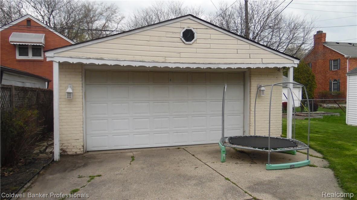 1128 Vernier Road Grosse Pointe, MI 48236 - Photo 45 of 48 SAM_5416.JPG