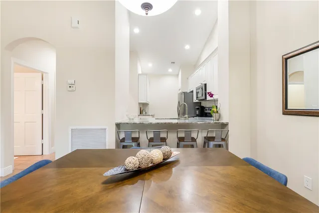 $369,999 | 4325 Cross Court, Vero Beach, FL 32967