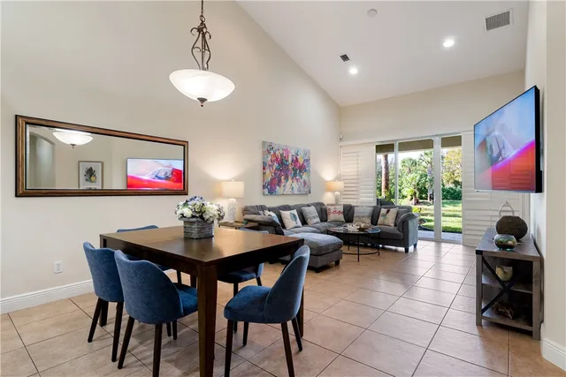 $369,999 | 4325 Cross Court, Vero Beach, FL 32967