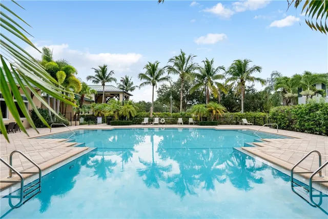 $369,999 | 4325 Cross Court, Vero Beach, FL 32967