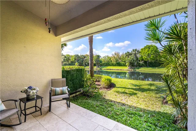 $369,999 | 4325 Cross Court, Vero Beach, FL 32967