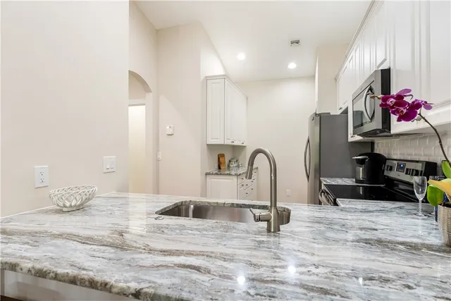 $369,999 | 4325 Cross Court, Vero Beach, FL 32967