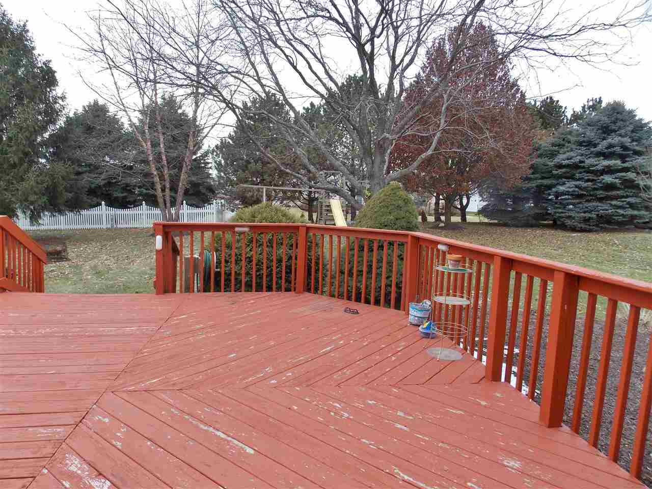 1157 Griggs Road Rockford, IL 61108 - Photo 3 of 24 Gallery Image 3