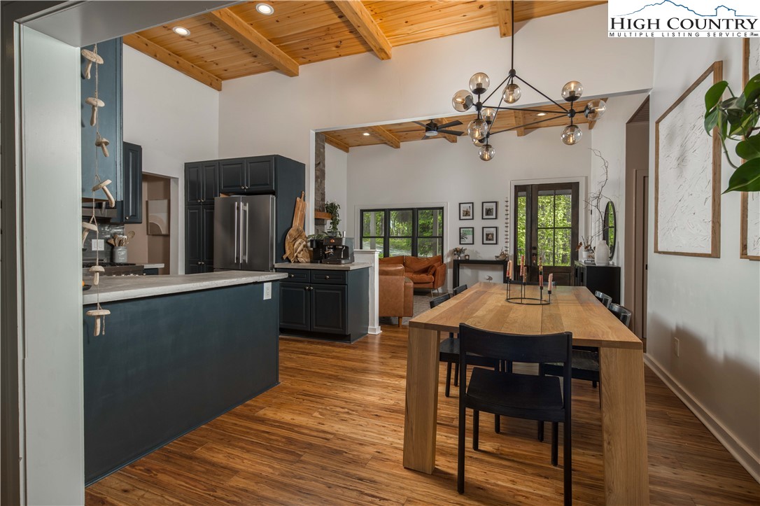 582 Sunny Chestnut Forest Boone, NC 28607 - Photo 4 of 50