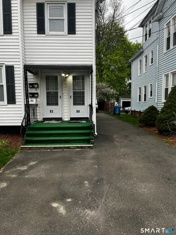 $2,000 | 84 Church Street, Unit 2, Hamden, CT 06514