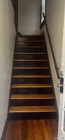 $2,000 | 84 Church Street, Unit 2, Hamden, CT 06514