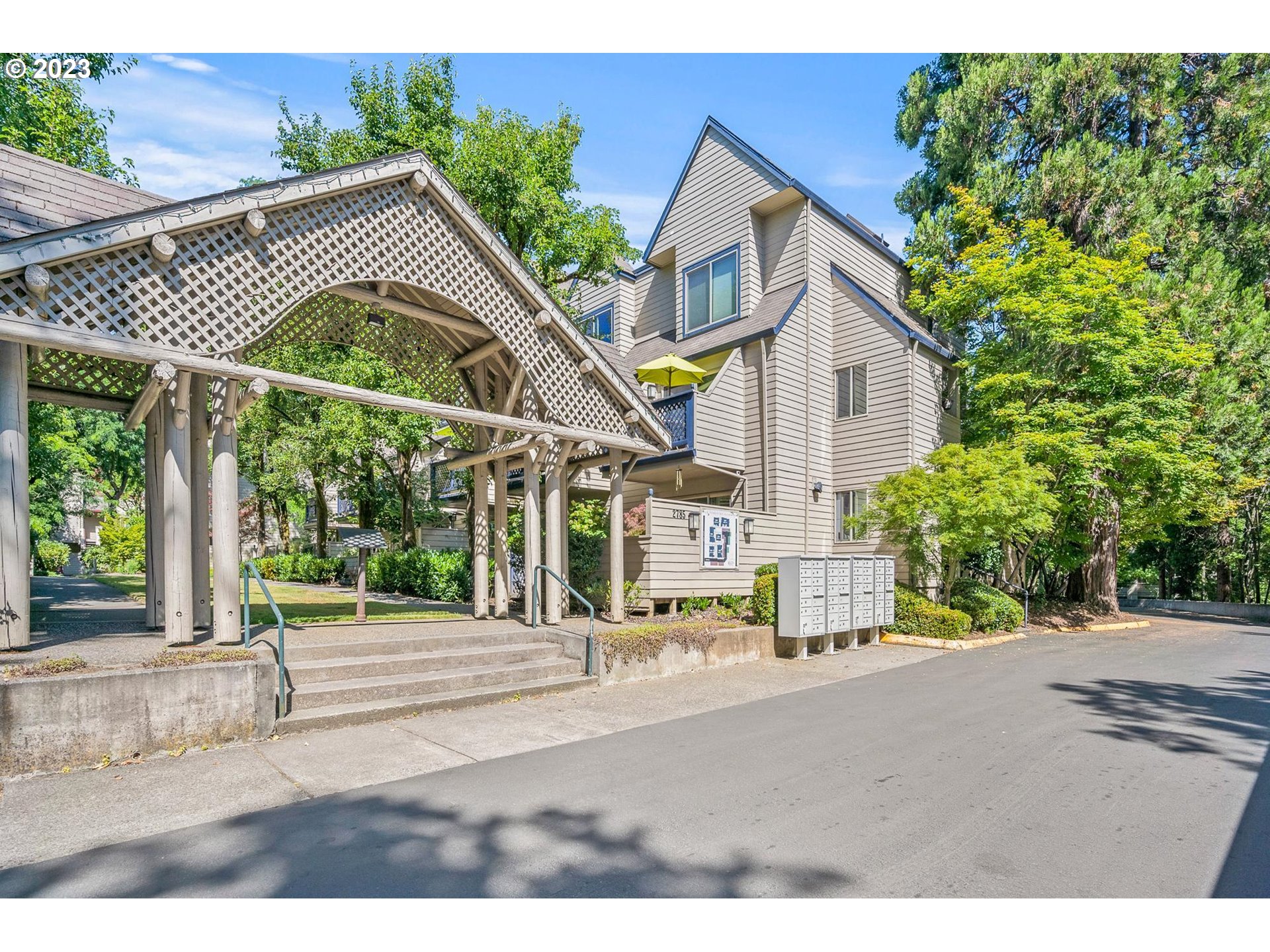 2785 Northwest Upshur Street, Unit B Portland, OR 97210 - Photo 30 of 35 a view of a house with a street