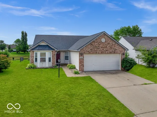 $263,280 | 2369 Orchard Creek Drive, Columbus, IN 47201