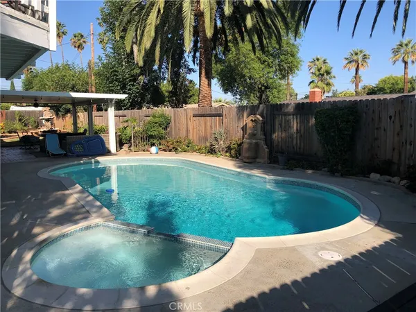 $2,375 | 808 Orchard Drive, Unit B, Redlands, CA 92374