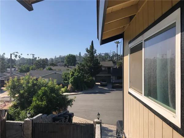 $2,375 | 808 Orchard Drive, Unit B, Redlands, CA 92374