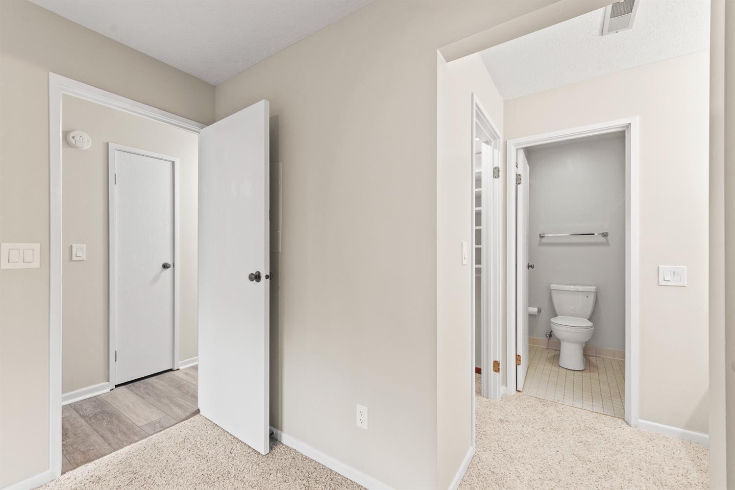 5370 Werk Road, Unit 32 Cincinnati, OH 45248 - Photo 21 of 24 Gallery Image 21