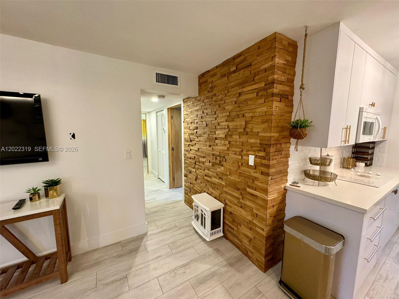 1121 Southwest 7th Street, Unit 1 Miami, FL 33130 - Photo 12 of 14