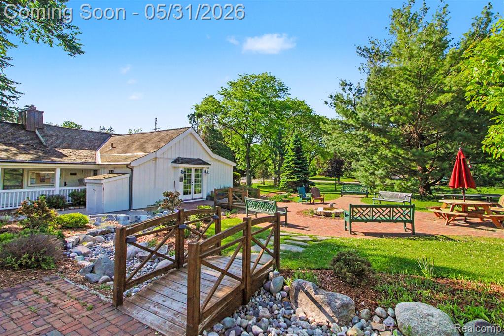 26580 Wellington Road Franklin, MI 48025 - Photo 57 of 61