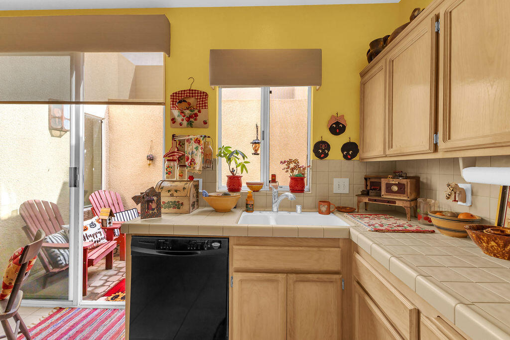 165 Lakeshore Drive Rancho Mirage, CA 92270 - Photo 16 of 67 kkk