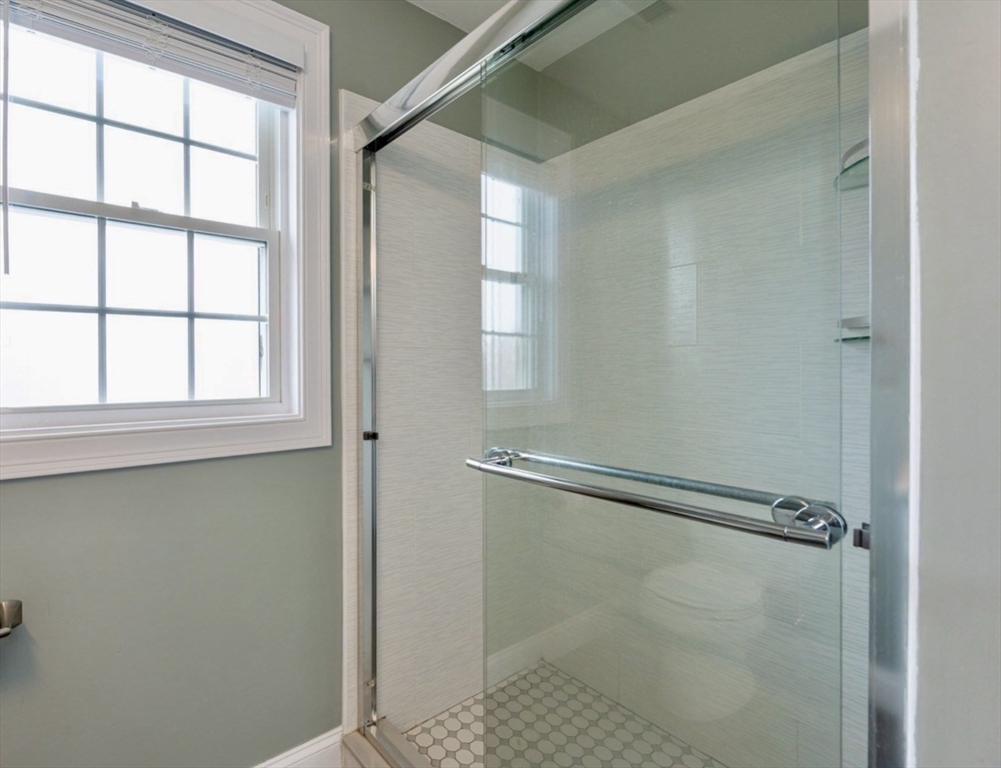 8 Vista Circle Rutland, MA 01543 - Photo 15 of 28