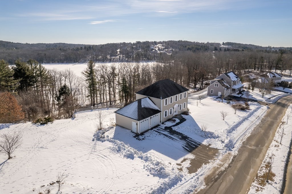 8 Vista Circle Rutland, MA 01543 - Photo 2 of 28