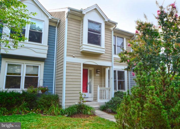 1616 Oak Spring Way Reston, VA 20190 - Photo 16 of 30 Nice townhome minutes from new silver line metro