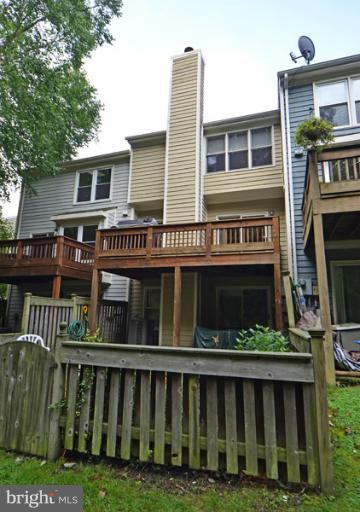 1616 Oak Spring Way Reston, VA 20190 - Photo 27 of 30 View from rear of home