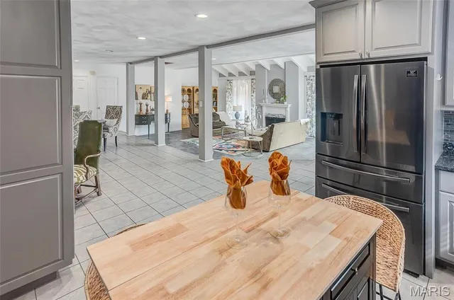 $432,000 | 121 Country Club Place, Belleville, IL 62223