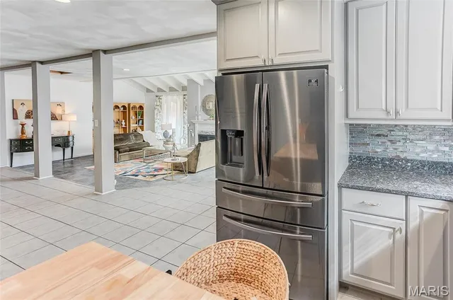 $432,000 | 121 Country Club Place, Belleville, IL 62223