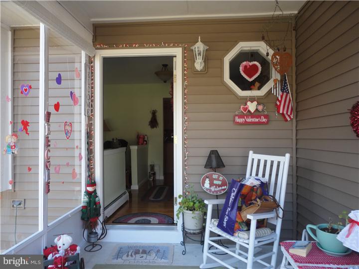 15 Old Farm Road Sicklerville, NJ 08081 - Photo 19 of 25 Porch