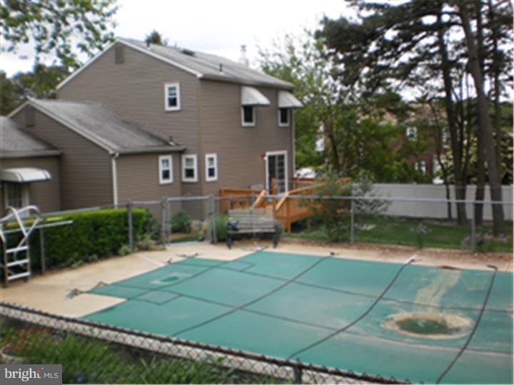 15 Old Farm Road Sicklerville, NJ 08081 - Photo 21 of 25 Pool